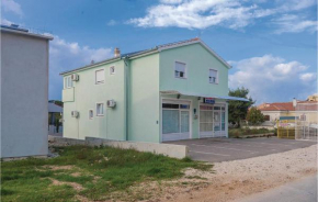 Cozy Apartment In Biograd With Wifi